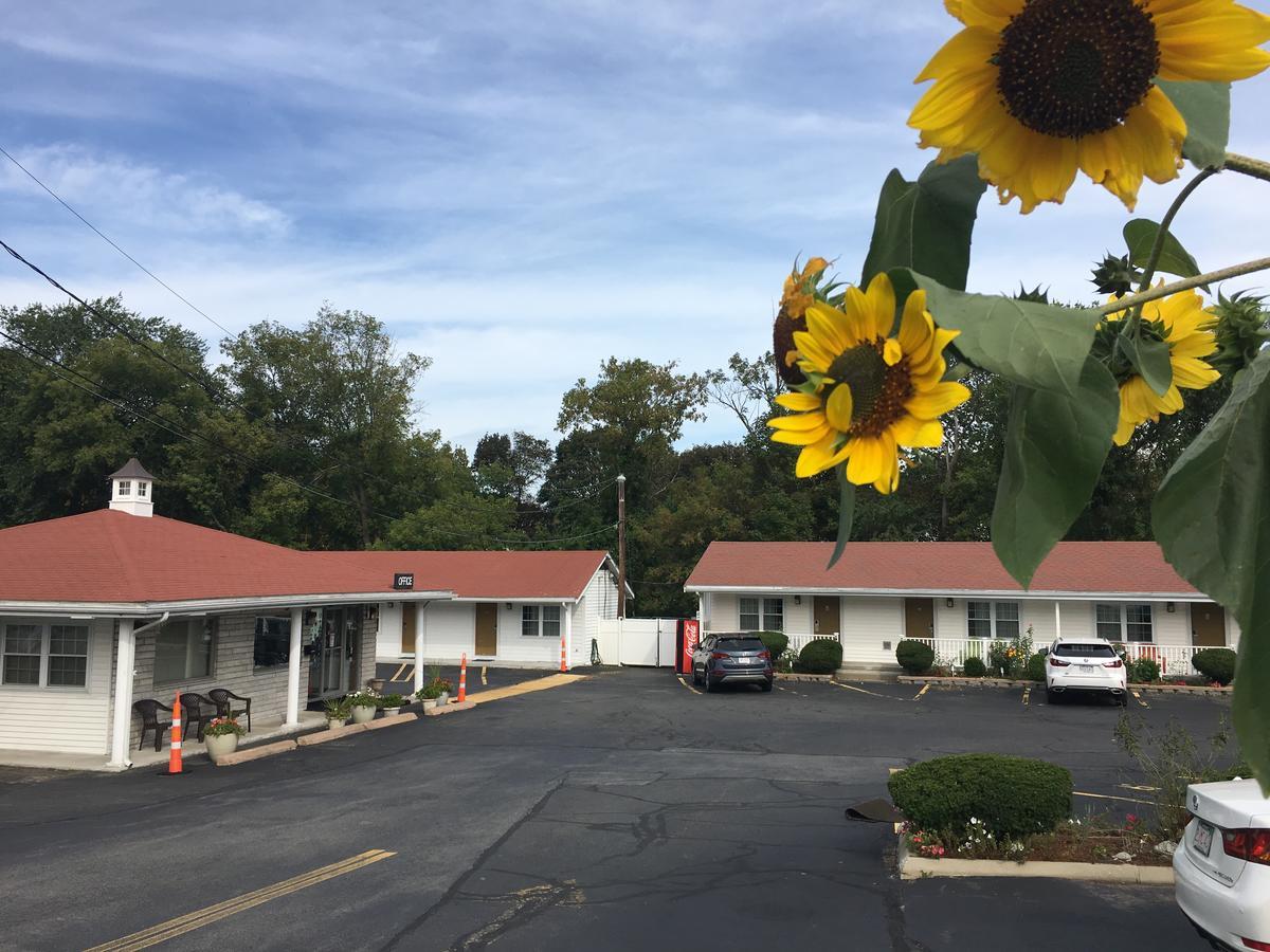 Chisholm'S Motor Inn Согас Экстерьер фото
